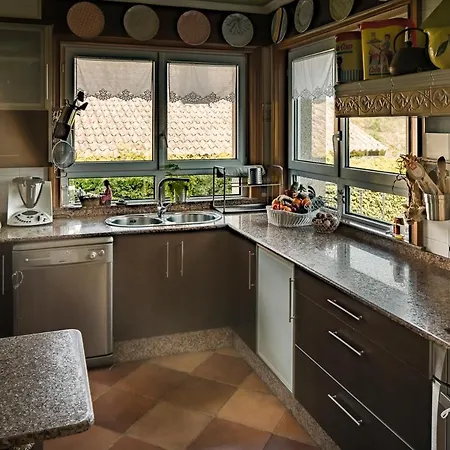Sleeps 8 With Pool And Wifi 别墅 Manufe